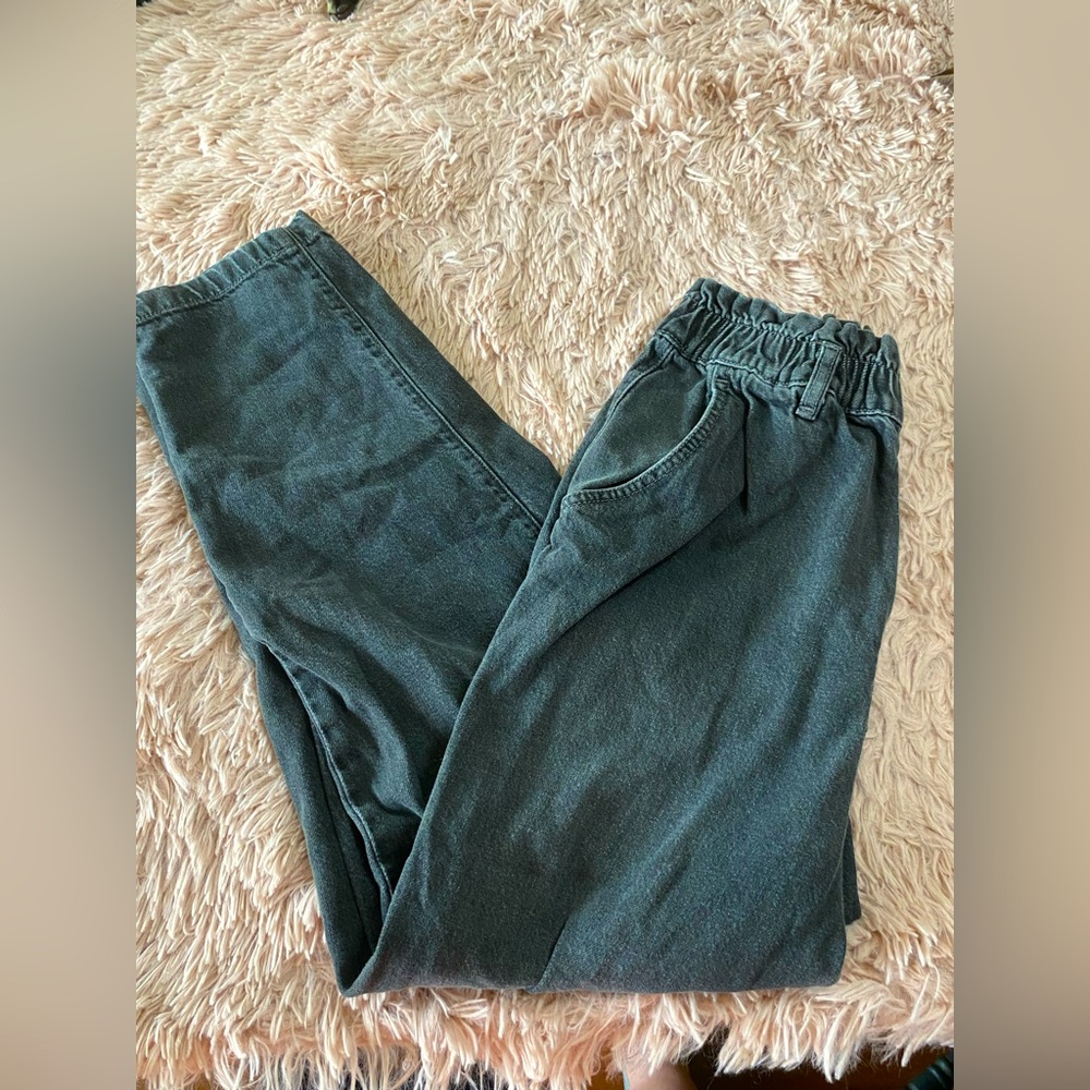 Black mom jeans